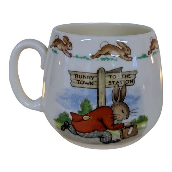 Vintage Bunnykins Royal Dalton Mug Teacup Made in England - Picture 1 of 7